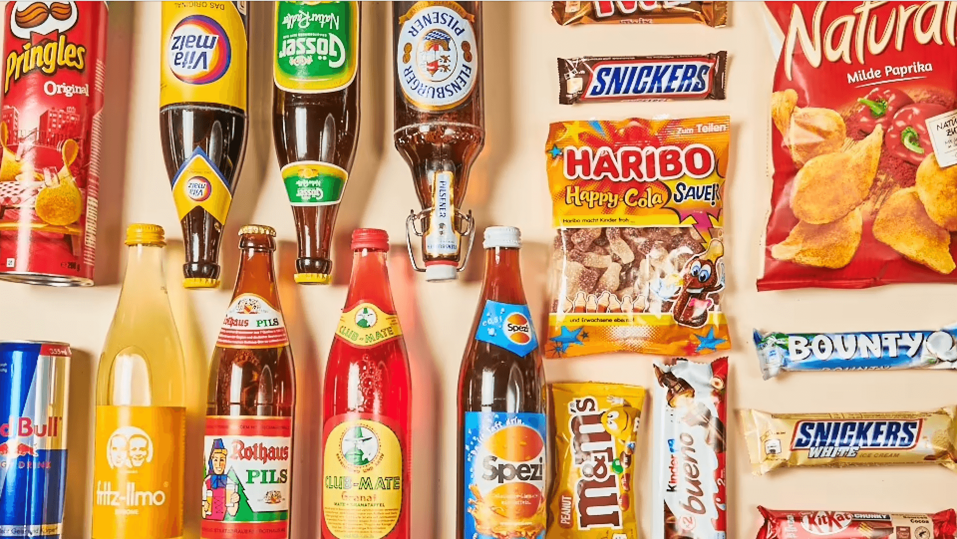 Steer clear of the snack vendors around major tourist hotspots like the Völkerschlachtdenkmal. Instead, pack your own treats or head to a local bakery where prices are lower and the pretzels just as delicious.