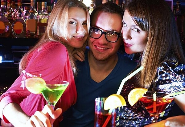 A seemingly friendly local might approach you, striking up a conversation and then suggesting a bar or café. Once there, you could be hit with an astronomically high bill.<br>Pro Tip: Be cautious of unsolicited offers of help or invitations from strangers. Stick to your planned itinerary and trusted venues.