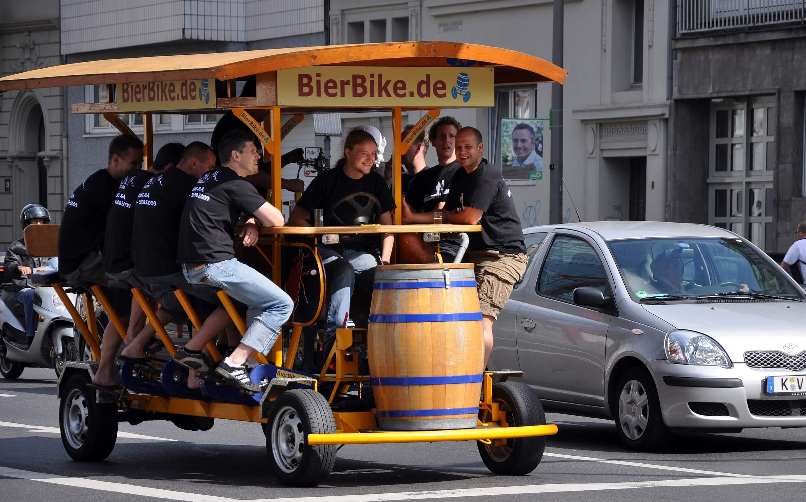 Some unlicensed guides offer their services at popular sites but lack the knowledge and credentials of official guides. Book tours through reputable companies or your hotel to ensure a quality experience.<br><br>Top Tip: Official guides often have badges or uniforms – look out for these to ensure you’re getting the real deal!