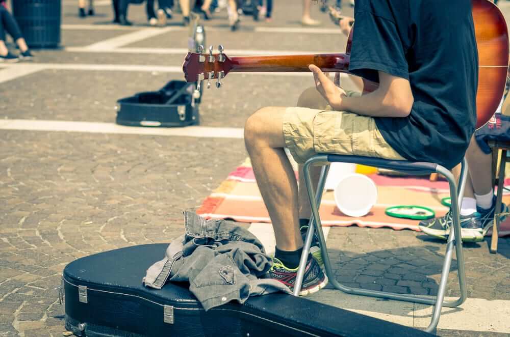 While many street performers are genuine, some may aggressively demand money after you’ve taken a photo or watched their act. Always ask permission before taking photos and be cautious about how much you tip.