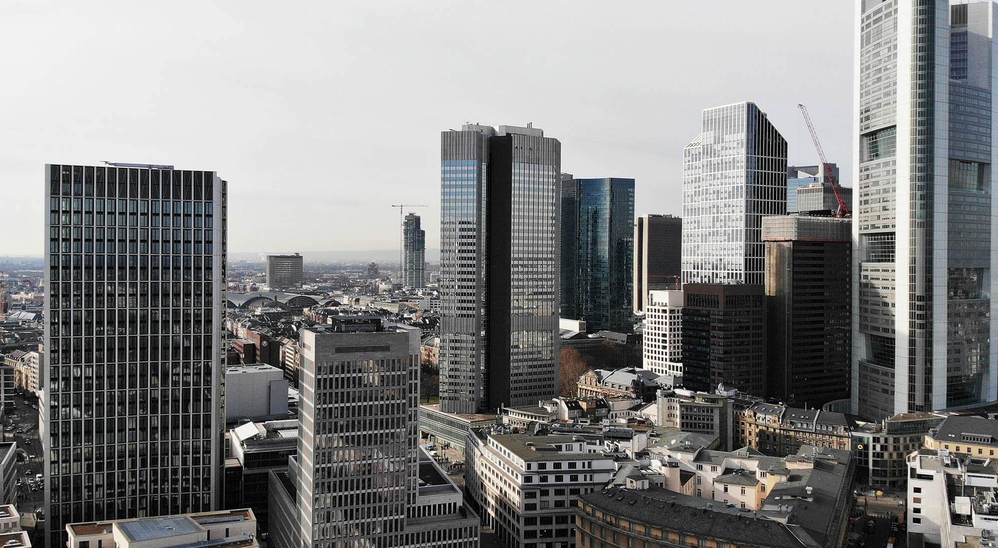 Tours and attractions in the banking district often carry a premium. Explore free alternatives like walking tours offered by local cultural centers or apps like Wingman that provide rich historical content without the hefty price tag.