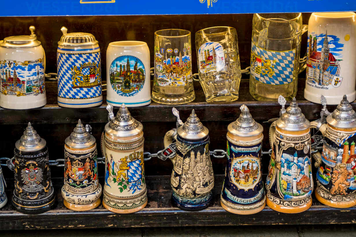 Don’t get stuck with a “Made Elsewhere” souvenir. Bavarian craftsmanship is worth your penny—think hand-carved cuckoo clocks and authentic Lederhosen. Scope out local markets or small artisan shops where the real treasures hide!