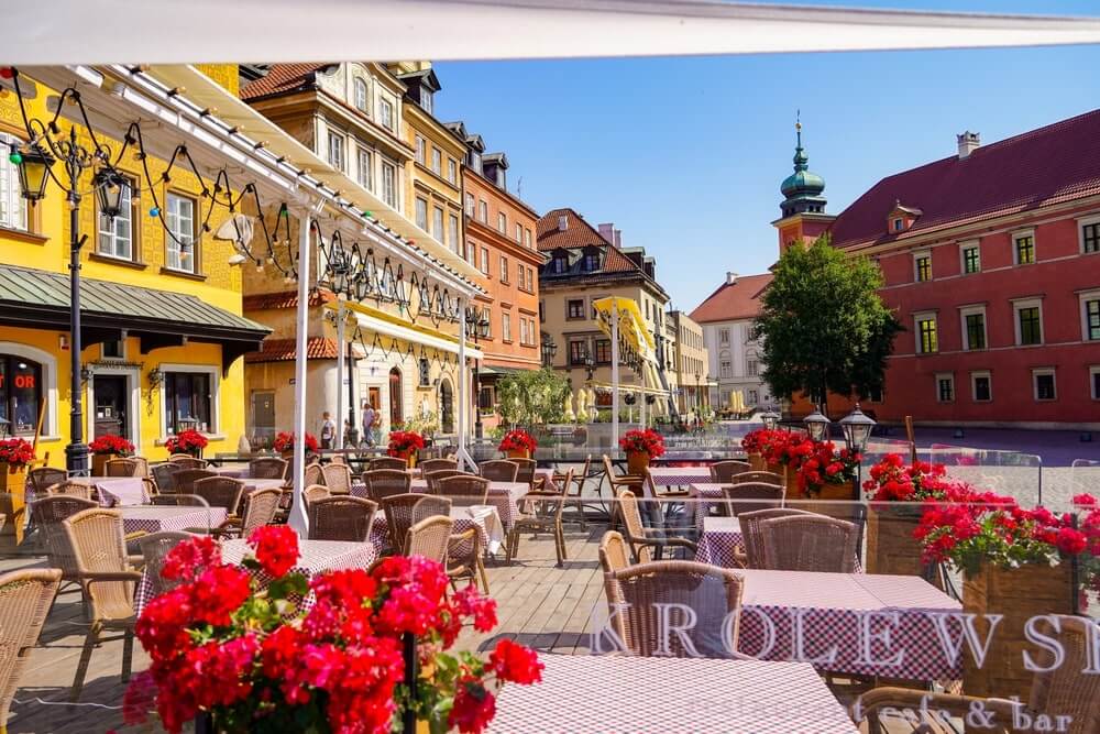 Don't fall for "traditional Polish restaurants" with pushy hosts standing outside in tourist areas - these places usually serve mediocre food at inflated prices. Look for restaurants where locals eat, typically a few blocks away from main tourist streets.
