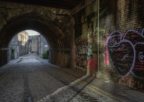 shutterstock 2417056465