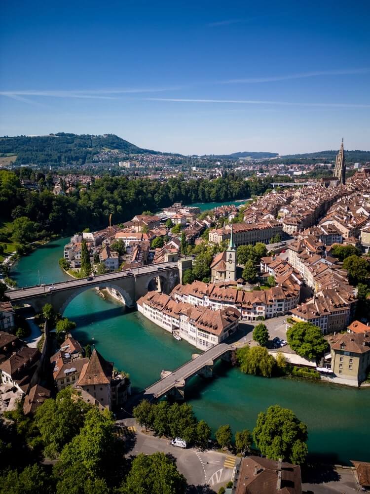 free tour guide to bern 1 3