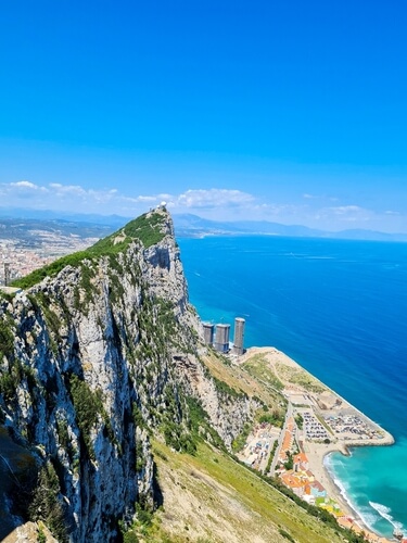 shutterstock 2288097497