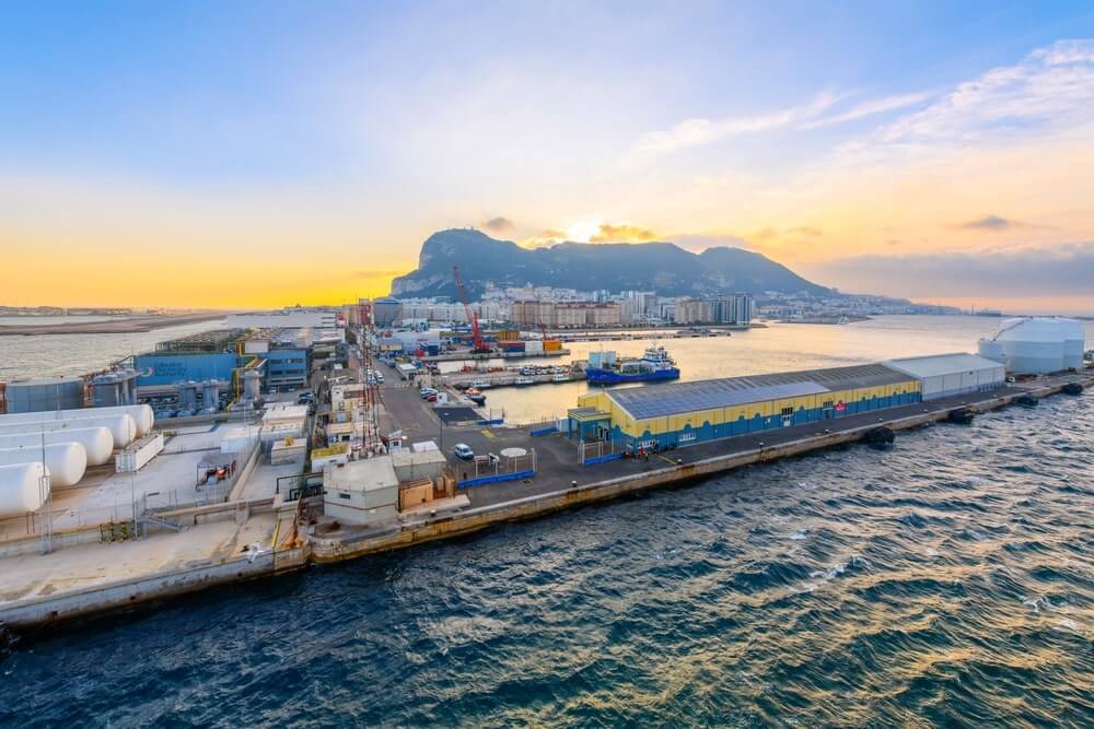 shutterstock 2422754521 min