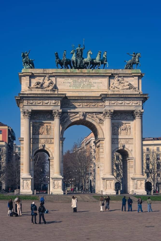 free tour guide to milan2