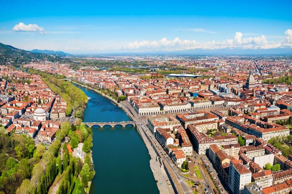 shutterstock 2350046941 min