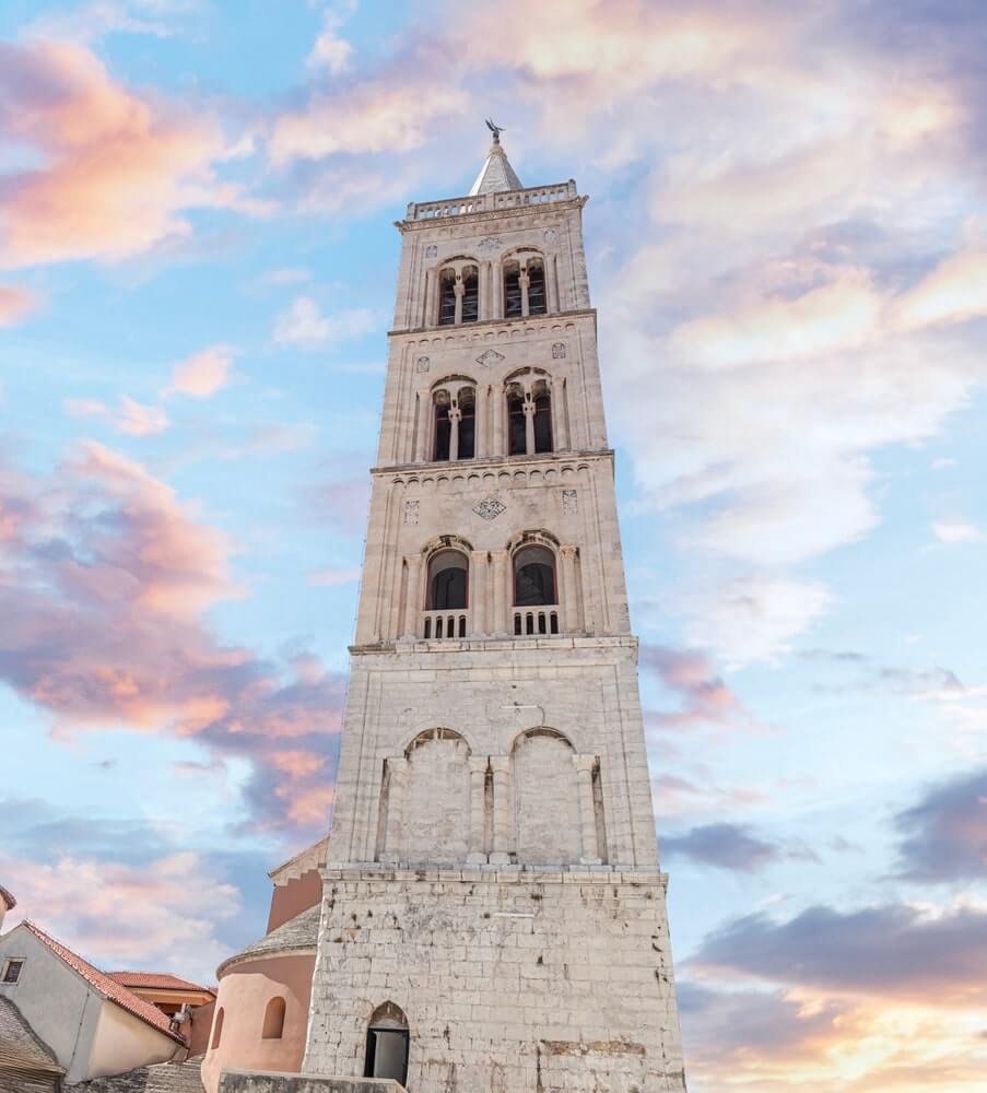 free tour guide to zadar - church
