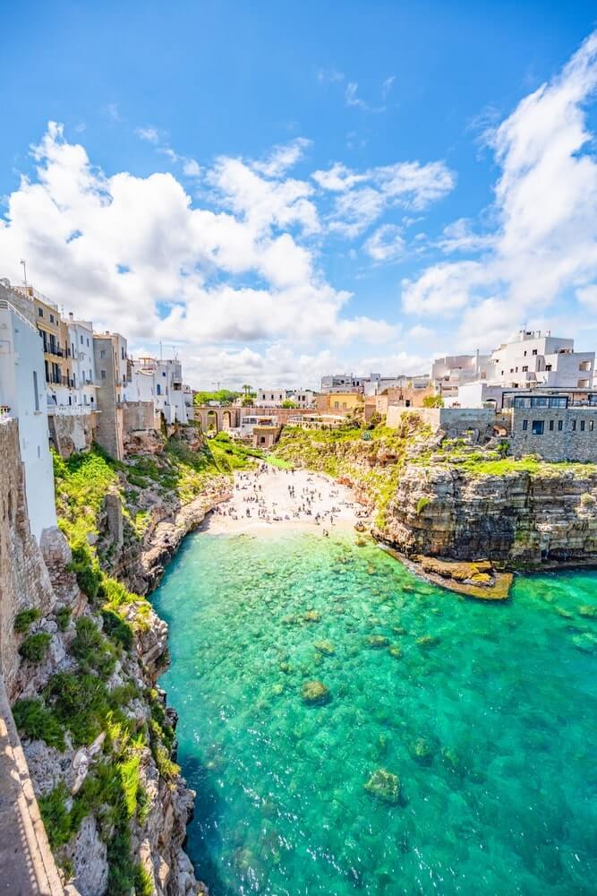 shutterstock 2443037709 min