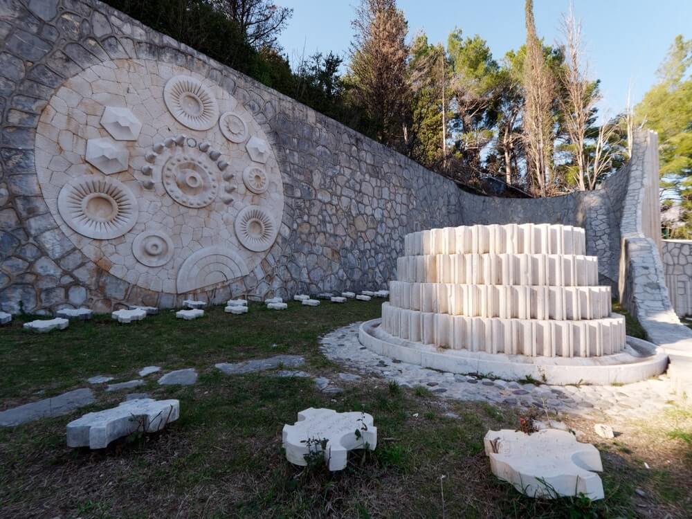 shutterstock 2259600909 min