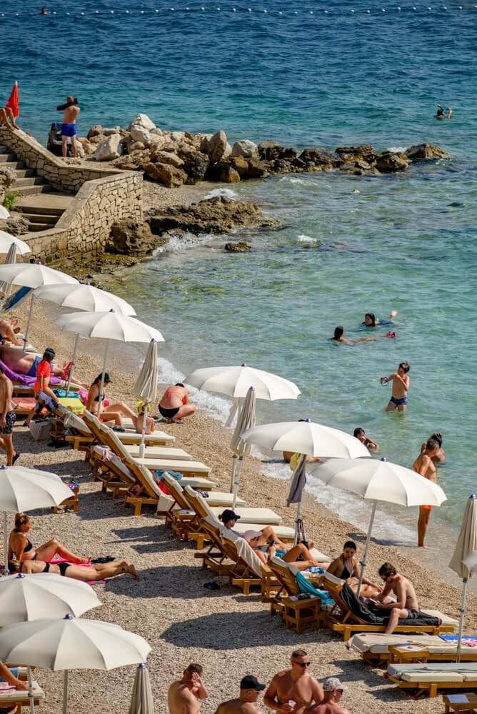 shutterstock 2603596743 min