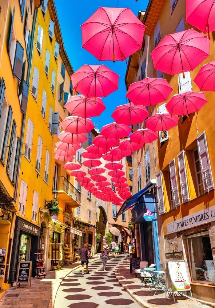 shutterstock 2223288299 min