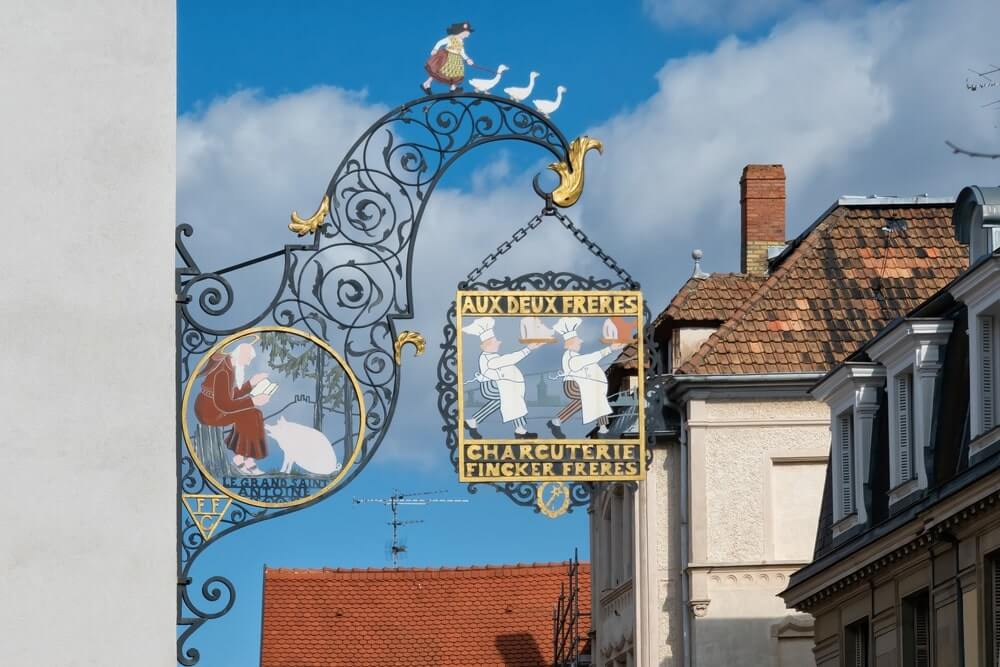 shutterstock 2551210881 min