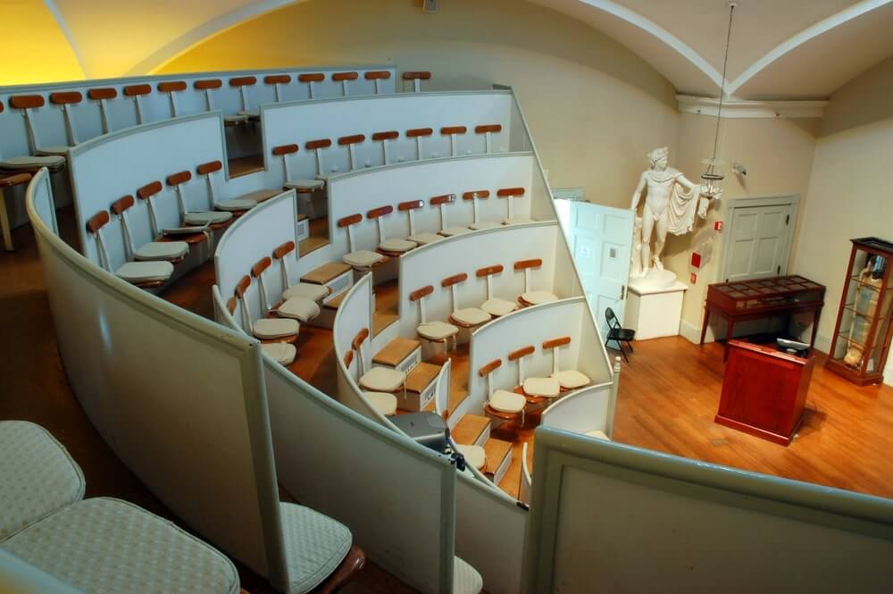 shutterstock 2480400777 min